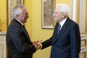 L’Uso della forza contro gli studenti infiamma il dibattito: il monito di Mattarella