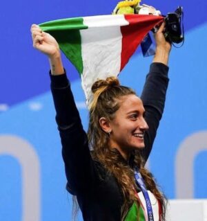Mondiali di nuoto: Simona Quadarella conquista l’oro nei 1500 stile libero